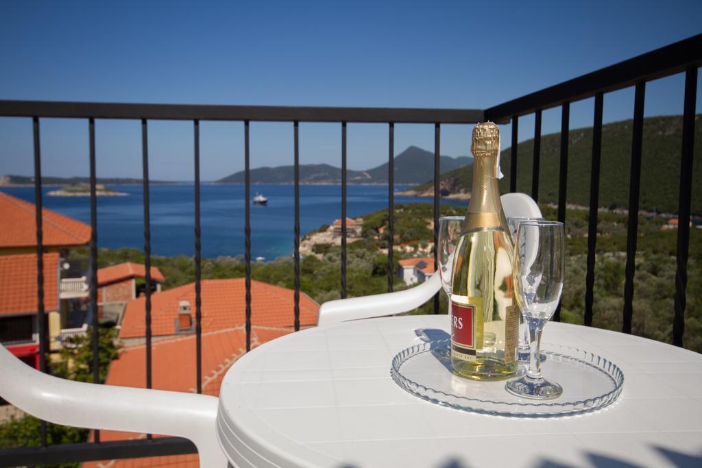 Apartments Bellavista Luštica Exteriér fotografie