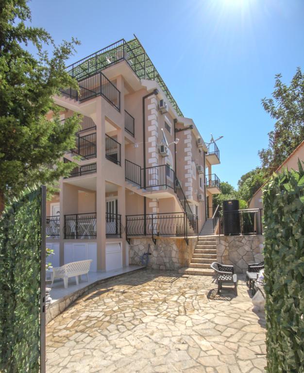 Apartments Bellavista Luštica Exteriér fotografie