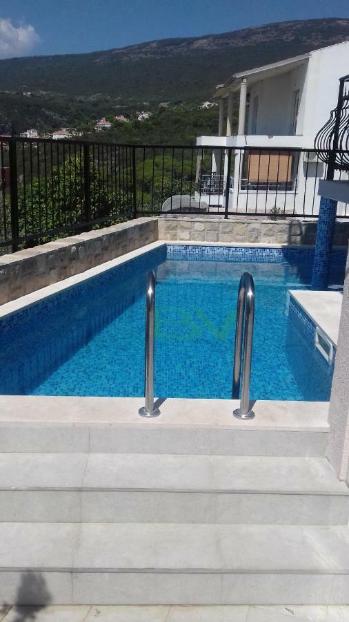 Apartments Bellavista Luštica Exteriér fotografie
